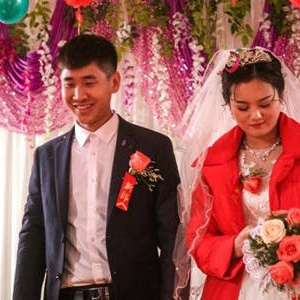 一句简短的结婚祝福语 为结婚新人送上最美祝福