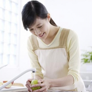 感悟女人人生的美文，你就是一心想做个完美的女子