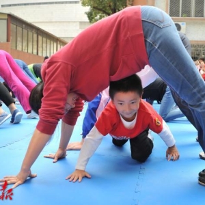 读懂54句名师名言①：生活如水，教育如生活