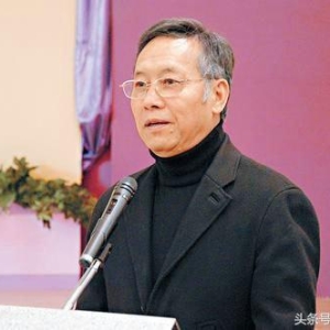 曾捐600万造福社会，蔡少芬闻岳华死讯激动痛哭，邓萃雯深表愕然